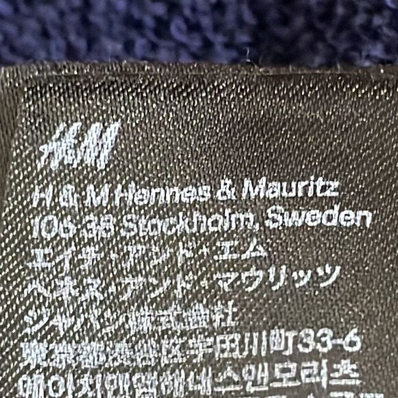 NWOT H&M Divided Brooklyn sweatshirt. Size L large 12/14 - Picture 7 of 8